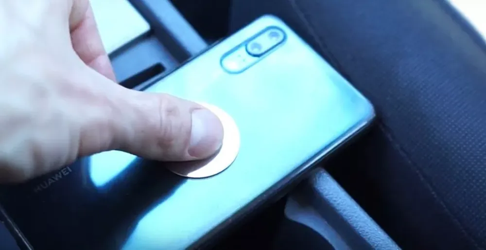 Szezonális akció Exkluzív autós szellőzőbe helyezhető erős mágneses telefontartó kompatibilis okostelefonokhoz