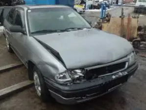 Népszerű OPEL ASTRA F 94-02 Csomagtér ajtó zárszerkezet 5 ajtós bontott alkatrész