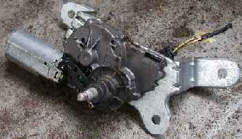 RENAULT MEGANE 95-99 Ablaktörlő motor hátsó bontott alkatrész Outlet