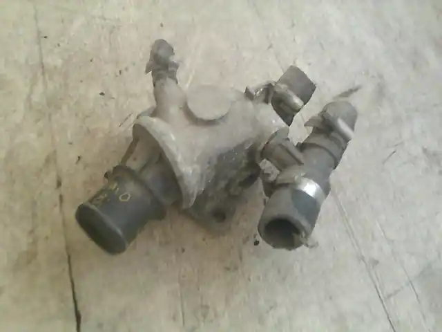 Kedvezményes ár FIAT BRAVO Termosztátház 1.8i bontott alkatrész