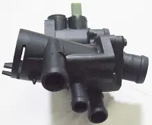 Expressz kézbesítés VW POLO III. 99-02 Termosztátház bontott alkatrész