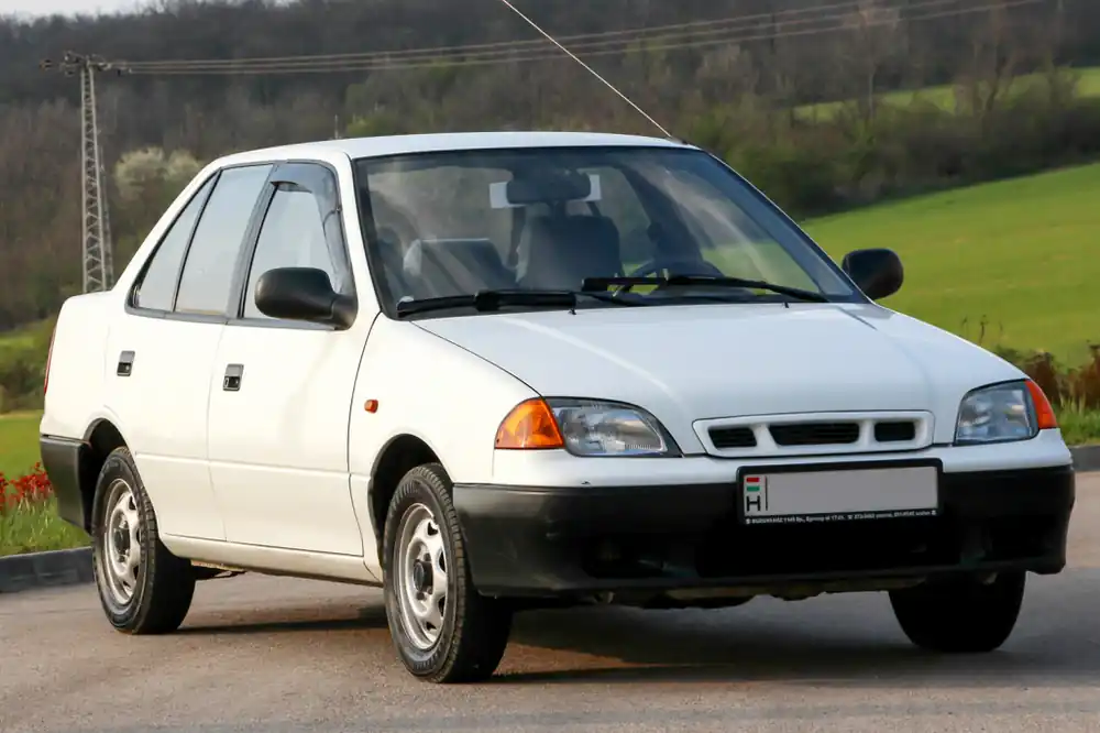 SUZUKI SWIFT 96-05 üzemanyag szivattyú bontott alkatrész Legkelendőbb