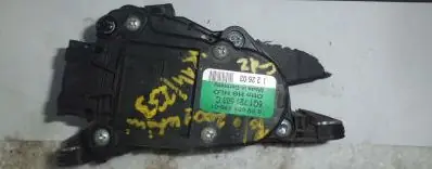 VW POLO V. 02-05 Elektromos gázpedál bontott alkatrész Ne maradj le