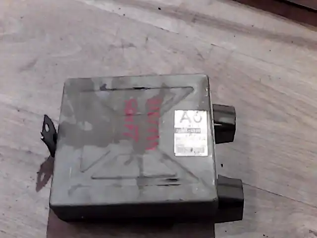 Árengedmény SUZUKI SWIFT 96-05 Motorvezérlő egység ecu pcm modul bontott alkatrész
