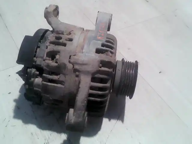 Vedd meg online FIAT STILO 01.09-06.12 Generátor. 1.6i bontott alkatrész