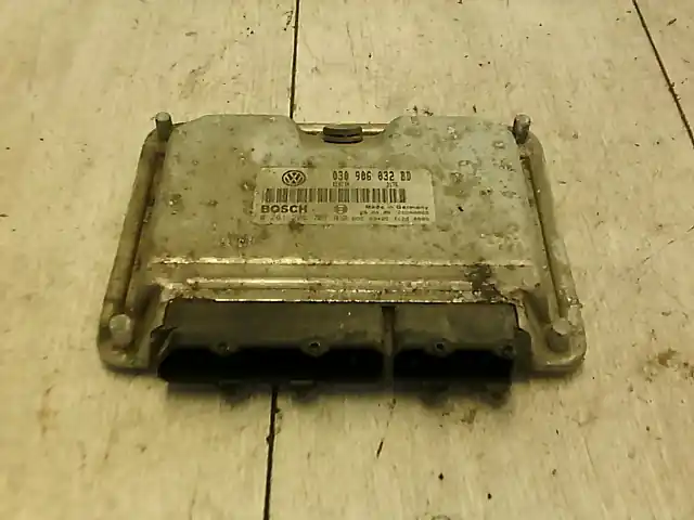 Expressz kézbesítés VW POLO IV. 99-02 Motorvezérlő egység ecu pcm modul 1.4i bontott alkatrész