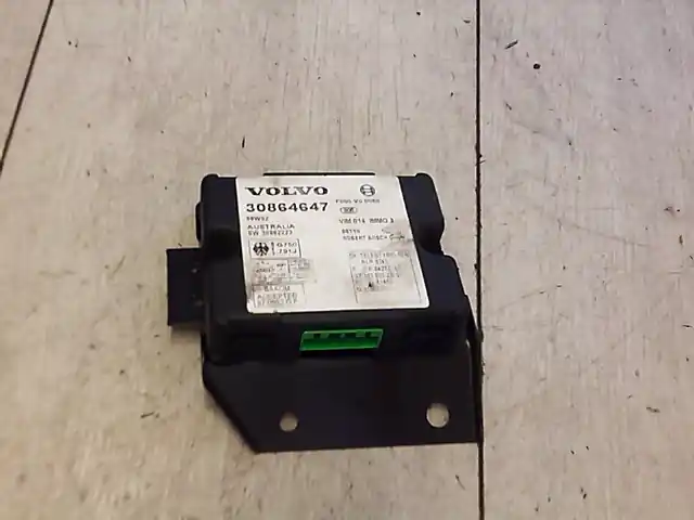 VOLVO S40 Immobiliser modul 1.8i bontott alkatrész Biztonságos fizetés