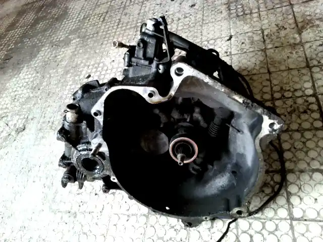 Kedvezmény SUZUKI SWIFT 96-05 Sebességváltó. benzines manuális 1.3i 16v bontott alkatrész