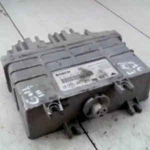 Alacsony ár VW GOLF III. Motorvezérlő egység ecu pcm modul bontott alkatrész