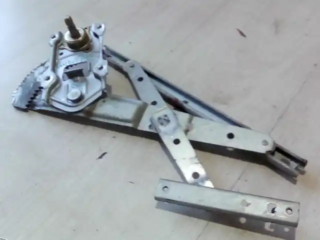 Biztonságos fizetés DAEWOO MATIZ 98-01 Bal hátsó ablakemelő szerkezet mechanikus bontott alkatrész