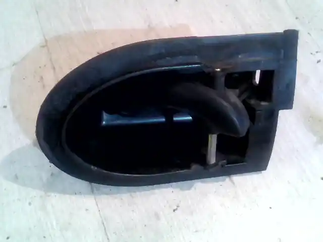 FORD FIESTA 96-99 Bal hátsó belső kilincs 5 ajtós bontott alkatrész Expressz kézbesítés