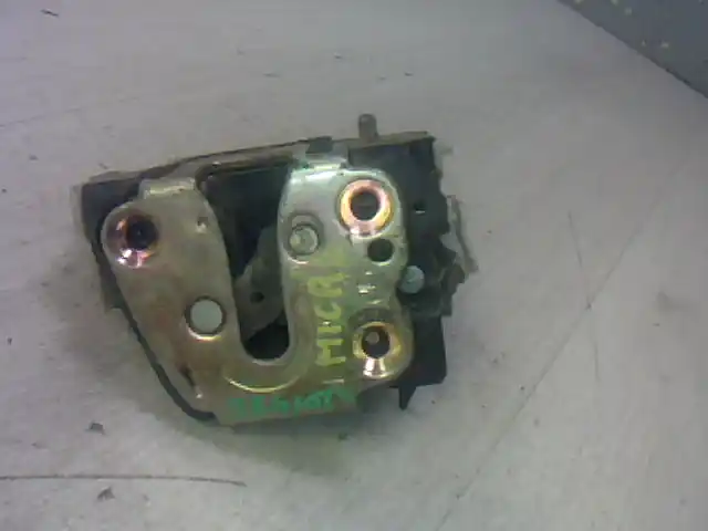 Árcsökkenés NISSAN MICRA K11 92.08-00.07 Bal hátsó ajtó zárszerkezet mechanikus 5 ajtós bontott alkatrész