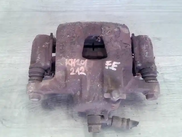 DAEWOO MATIZ 98-01 Jobb első féknyereg munkahengerrel 0.8i bontott alkatrész Ne maradj le