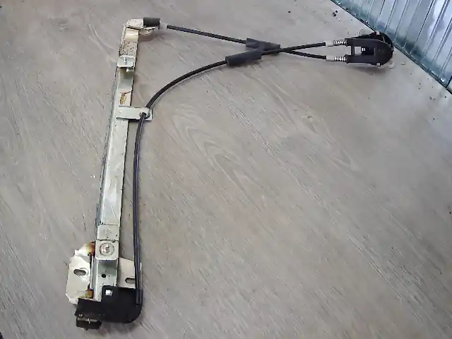FIAT SEICENTO 98- Bal első ablakemelő szerkezet mechanikus bontott alkatrész Prémium