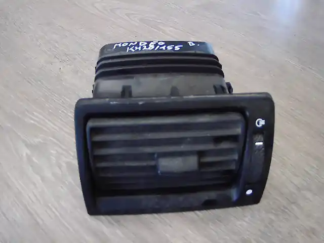 Exkluzív ajánlat FORD MONDEO 01-07 Szellőző bal bontott alkatrész