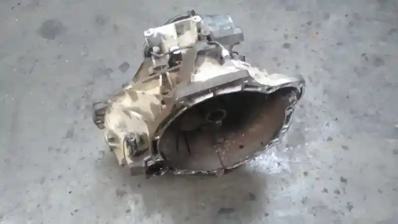 Legkelendőbb FORD FOCUS 98-04 Sebességváltó. benzines manuális bontott alkatrész