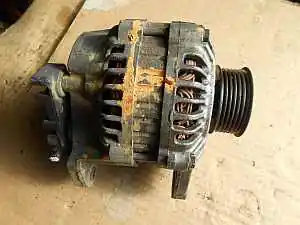 Csak ma FORD ESCORT 90-95 Generátor.benzines bontott alkatrész