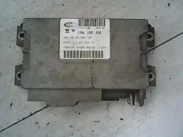 Árengedmény FIAT PUNTO I. Motorvezérlő egység ecu pcm modul bontott alkatrész
