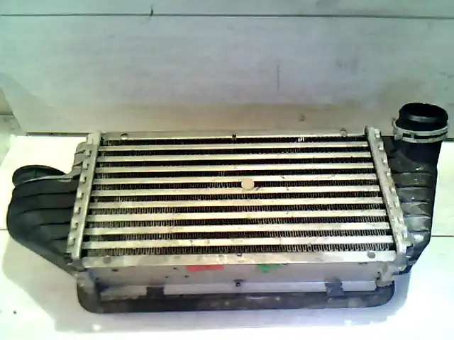 FORD ESCORT 95- Intercooler hűtő bontott alkatrész Outlet