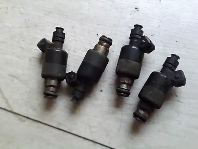Kedvezményes ár OPEL ASTRA F 94-02 Injektor befecskendező hengerenkénti bontott alkatrész