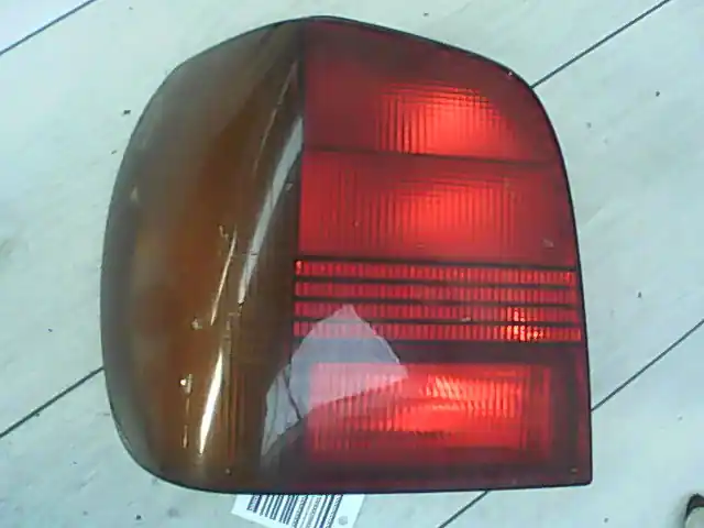Utolsó esély VW POLO III. 94-99 Bal hátsó lámpa bontott alkatrész