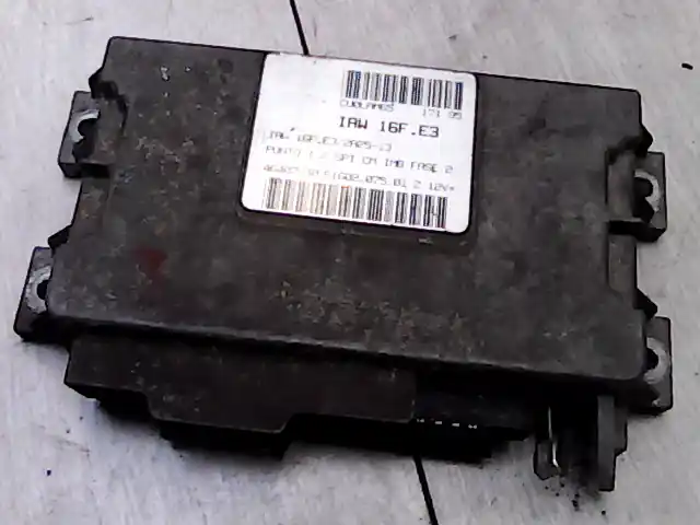 FIAT PUNTO I. Motorvezérlő egység ecu pcm modul bontott alkatrész Rendeld meg most