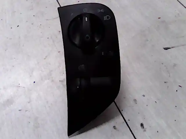 Árengedmény SEAT IBIZA 93-99 Világításkapcsoló bontott alkatrész