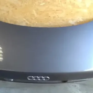 Kedvezmény AUDI A8 94.06-02.12 Csomagtérajtó. 4 ajtós bontott alkatrész