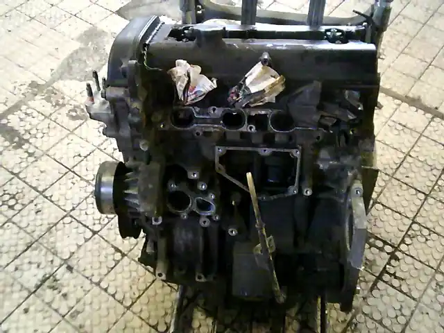 Szuper ajánlat FORD FIESTA 96-99 Motor. benzin fűzött blokk hengerfejjel bontott alkatrész