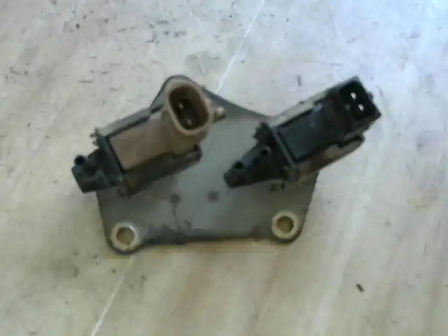 Legkelendőbb MITSUBISHI COLT 96-98 Vákuum szelep bontott alkatrész