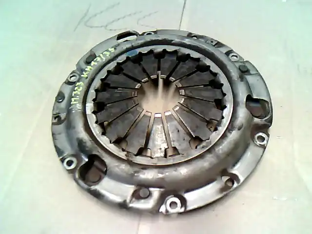 MAZDA 323 94-98 Kuplung szerkezet bontott alkatrész Árcsökkenés
