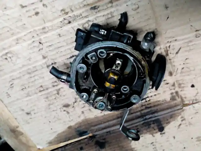 Prémium RENAULT TWINGO 93-98 Központi injektor befecskendező bontott alkatrész