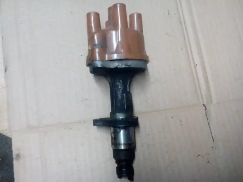 Outlet RENAULT TWINGO 93-98 Gyújtáselosztó bontott alkatrész