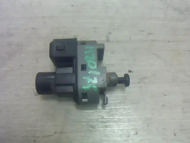 FORD MONDEO 01-07 Féklámpa pedál kapcsoló bontott alkatrész Legnépszerűbb