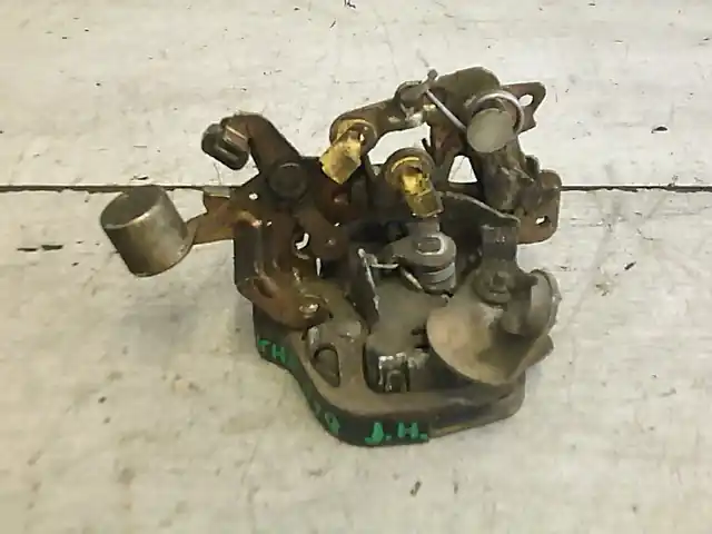 Különleges ajánlat OPEL ASTRA F 91-94 Jobb hátsó ajtó zárszerkezet mechanikus mechanikus bontott alkatrész