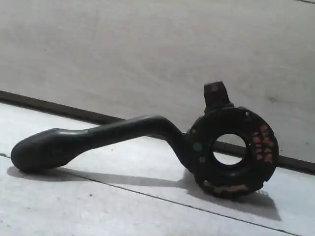 Outlet SEAT IBIZA 93-99 Kormánykapcsoló bal irányjelző kapcsoló bontott alkatrész