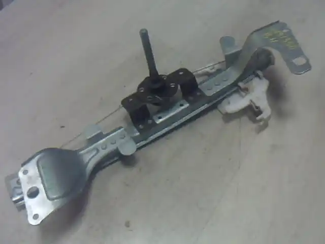 Olcsóbb FORD FUSION 05.10.01- Bal hátsó ablakemelő szerkezet mechanikus bontott alkatrész