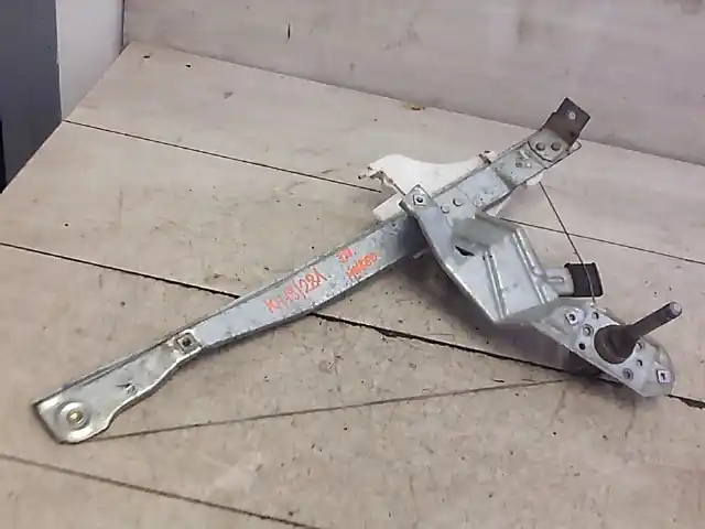 FORD MONDEO 01-07 Jobb hátsó ablakemelő szerkezet mechanikus kombi bontott alkatrész Kedvezmény