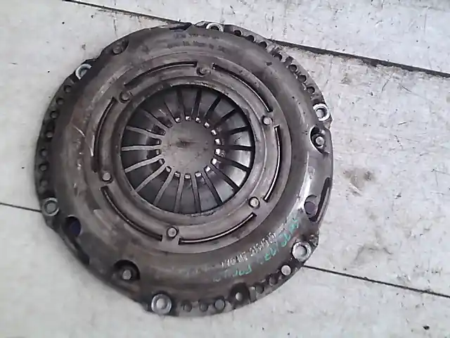 FORD FOCUS 98-04 Kuplung szerkezet 1.8i bontott alkatrész Ajánlat