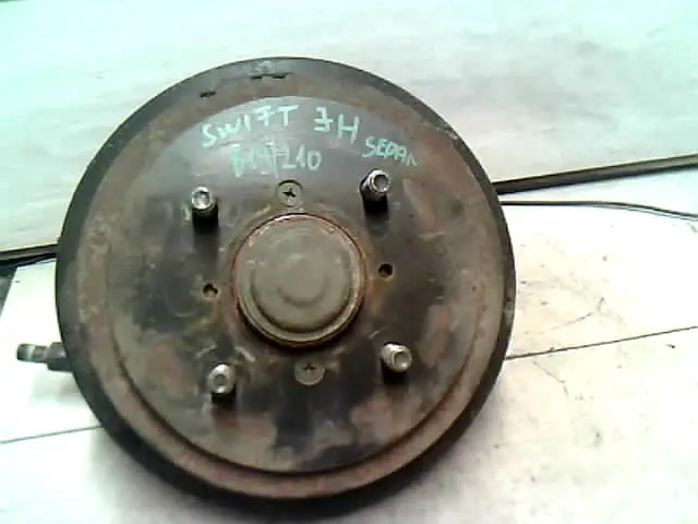 SUZUKI SWIFT 89-96 Jobb hátsó kerékagy bontott alkatrész Gyors szállítás