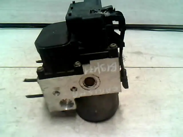 MITSUBISHI CARISMA 95.05-99.07 Abs abr esp pumpa bontott alkatrész Szuper akció