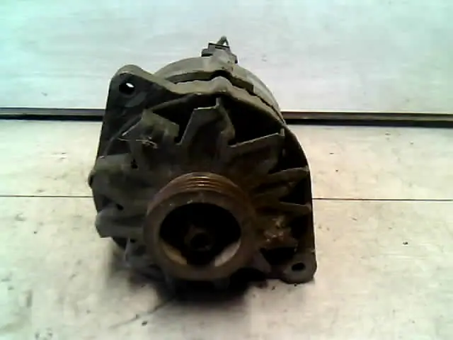 Szezonális akció RENAULT CLIO 90-96 Generátor.benzines bontott alkatrész