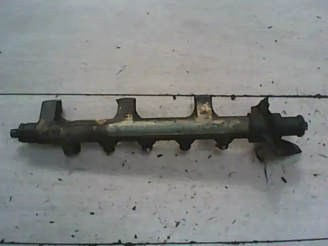RENAULT MASTER 97-03 Közösnyomócső common rail cső bontott alkatrész Akciós ár