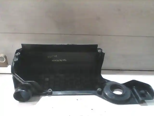 Akció LANDROVER FREELANDER 98-04 Felső motorburkolat bontott alkatrész