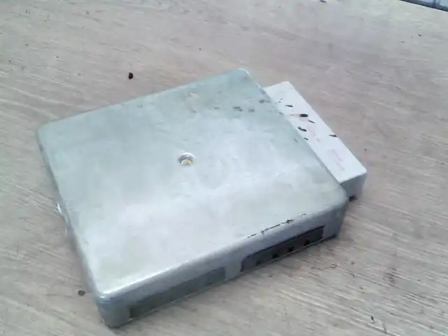 FORD ESCORT 95- Motorvezérlő egység ecu pcm modul 1.4i bontott alkatrész Csak ma