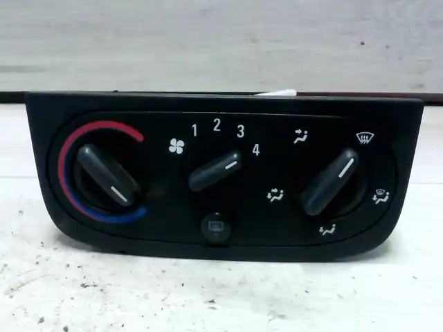 Szuper ajánlat OPEL CORSA C 00-06 Fűtés vezérlő panel 1.4i bontott alkatrész