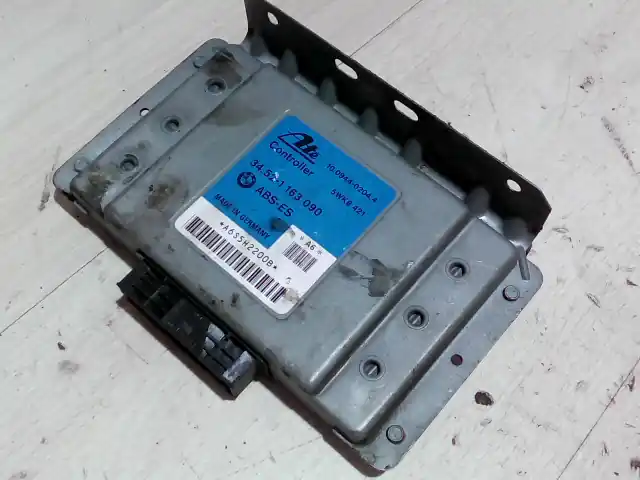 Rendeld meg most BMW E36 89-00 Abs vezérlő elektronika 1.6i bontott alkatrész