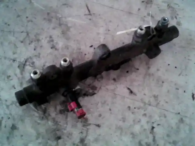 PEUGEOT 406 Közösnyomócső common rail cső 2.0d bontott alkatrész Csak ma