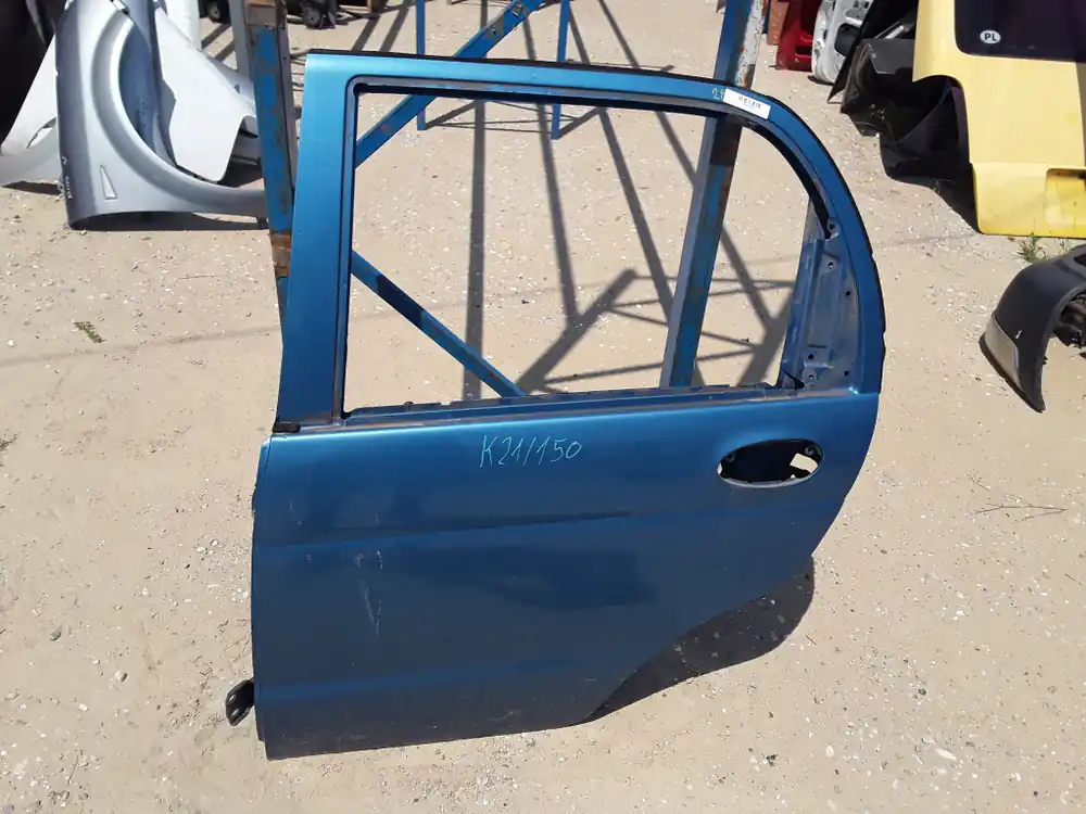 Vedd meg most DAEWOO MATIZ 98-01 Bal hátsó ajtó. kék bontott alkatrész
