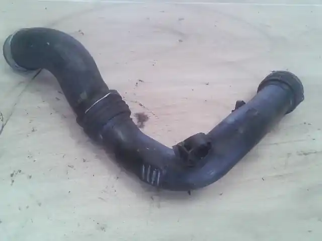 Exkluzív ajánlat VW Touran 2006.12 - 2010.07 Intercooler cső 2.0d bontott alkatrész